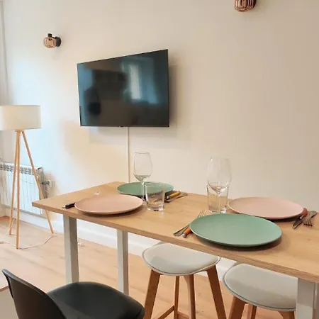 Bright In マントン