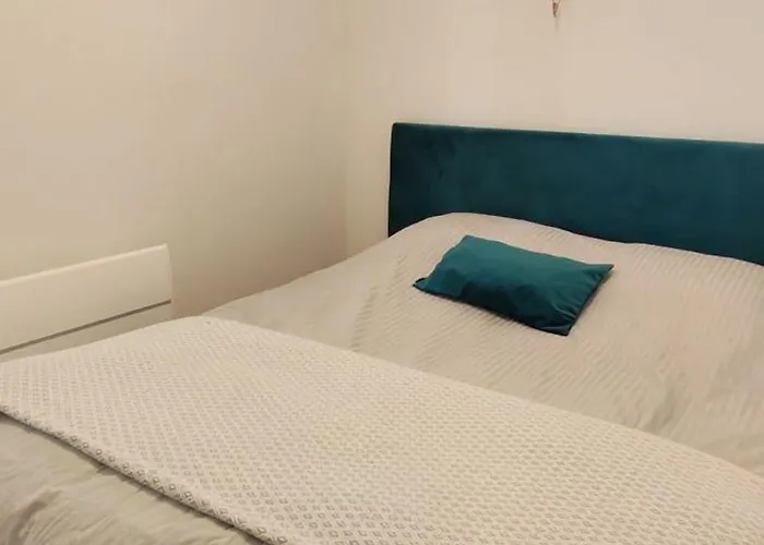 Apartment Bright In Menton